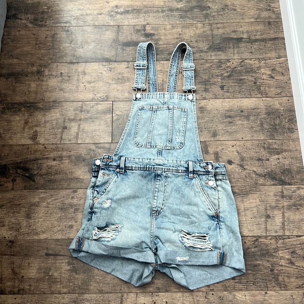 Light denim overall shorts